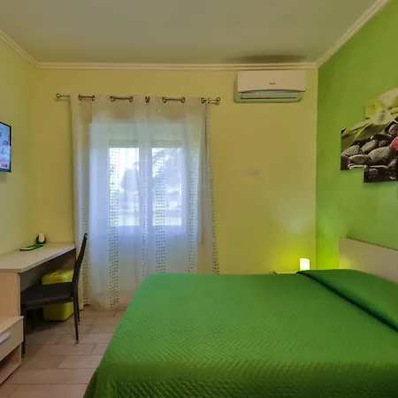 Guest house Il Giardino Di Stella 3*